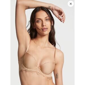 Victoria’s Secret VS Dream Angels Shimmer Lace Lined Demi Bra - 32DDD